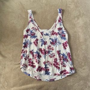 Small soft and sexy American Eagle tank top